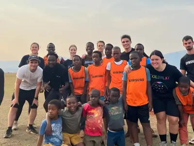 Alex nous raconte son aventure d’écovolontariat dans 3 pays d’Afrique.