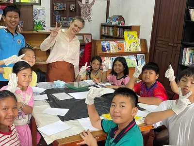 Volunteer with Children in Laos, photo 13