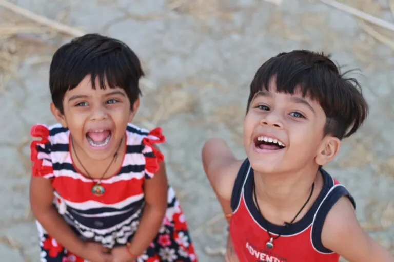 voyage humanitaire enfant