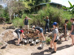 colonie chantier jeunes